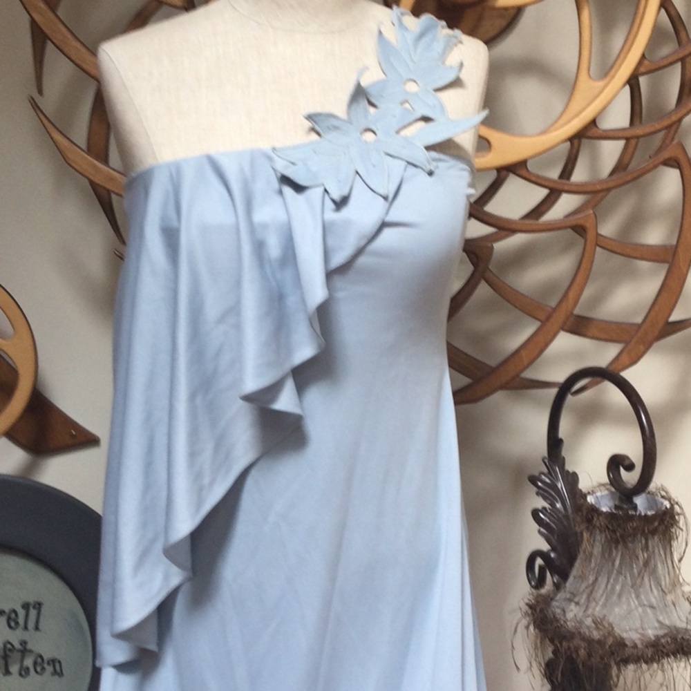 HOST PIC💕💕Beautiful Light Blue Long Dress Sz 5/6